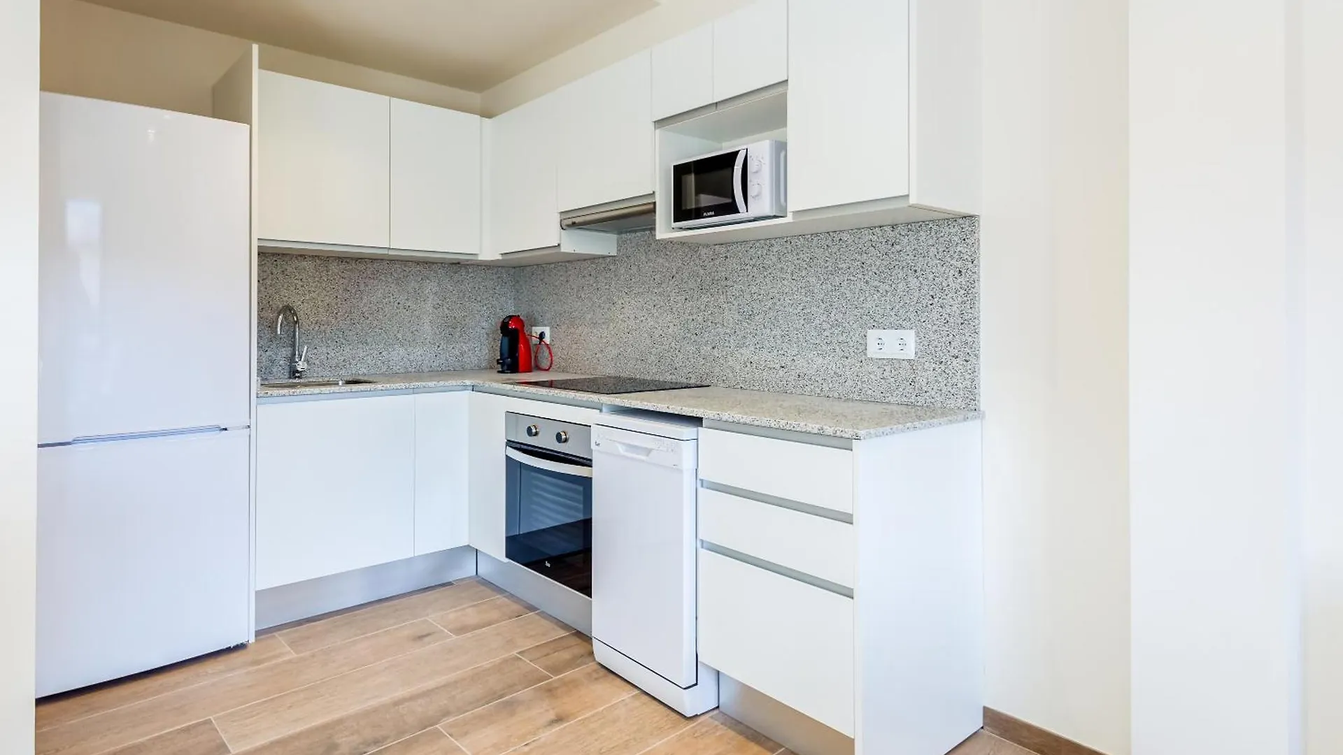 Besalú 22 Apartamento nuevamente renovado con AC España